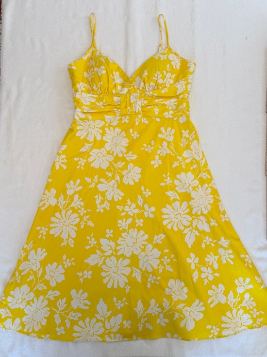 Donna Morgan Dresses & Skirts - Donna Morgan Yellow Floral Dress Size 10 Spaghetti Strap A-Line Summer Mini